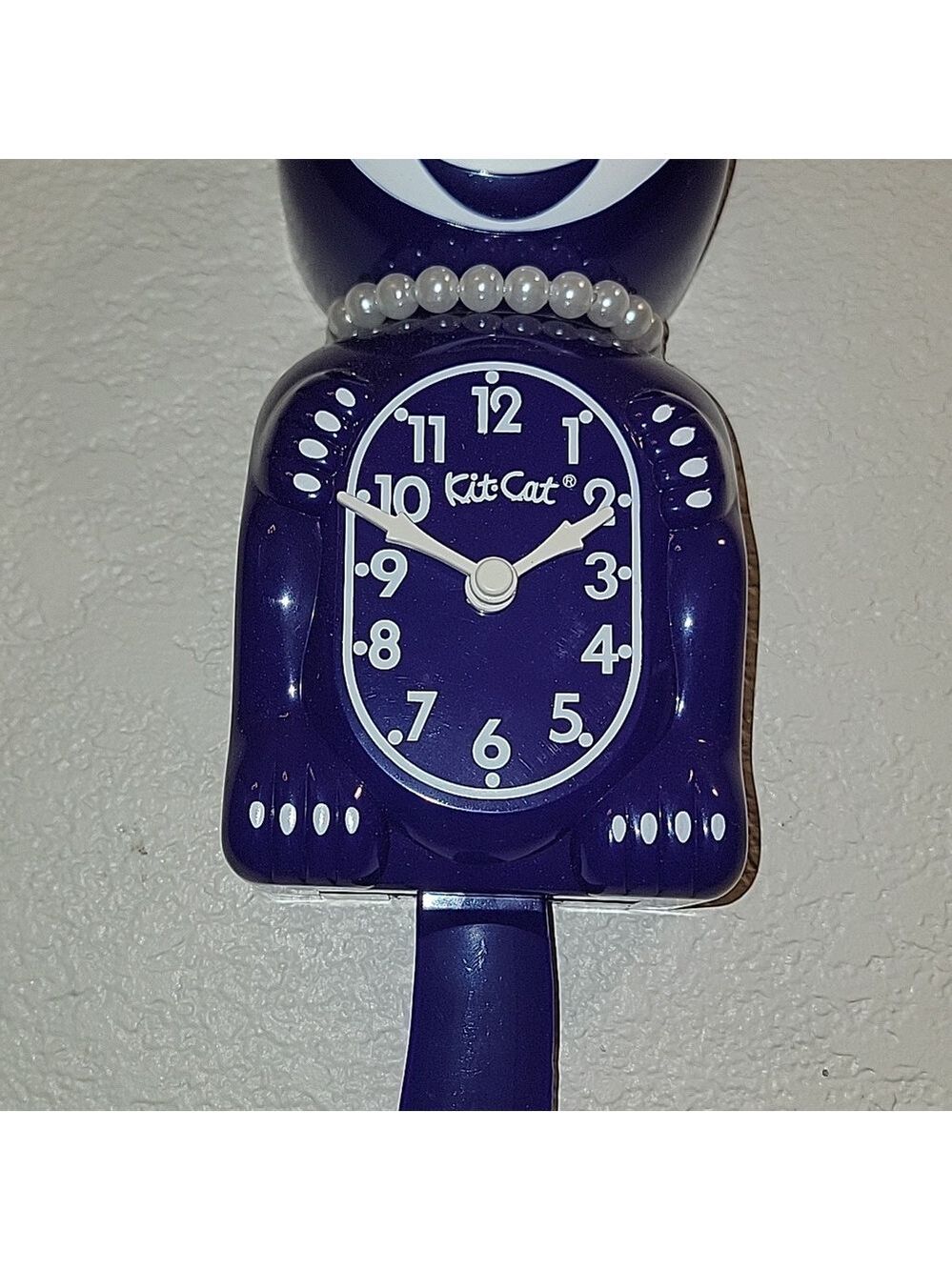 RETIRED Urban Outfitters Ultra Violet Lady KIT-CAT CLOCK LAST ONE! - Picture 3 of 5